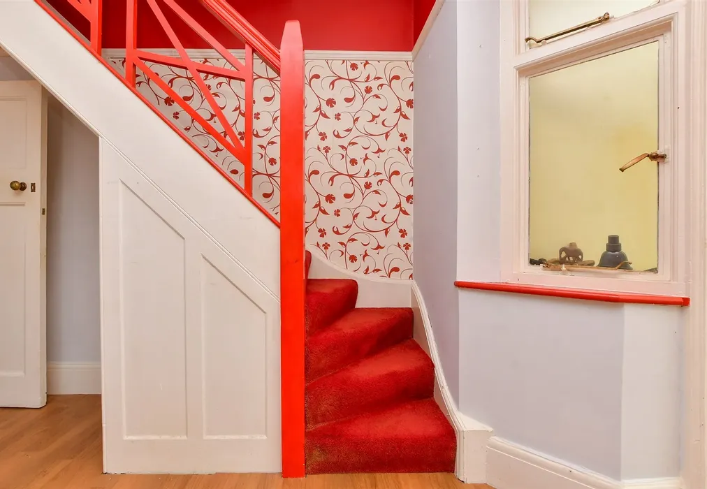 Internal Feature - Western Esplanade, Herne Bay, Kent - Wards of Kent