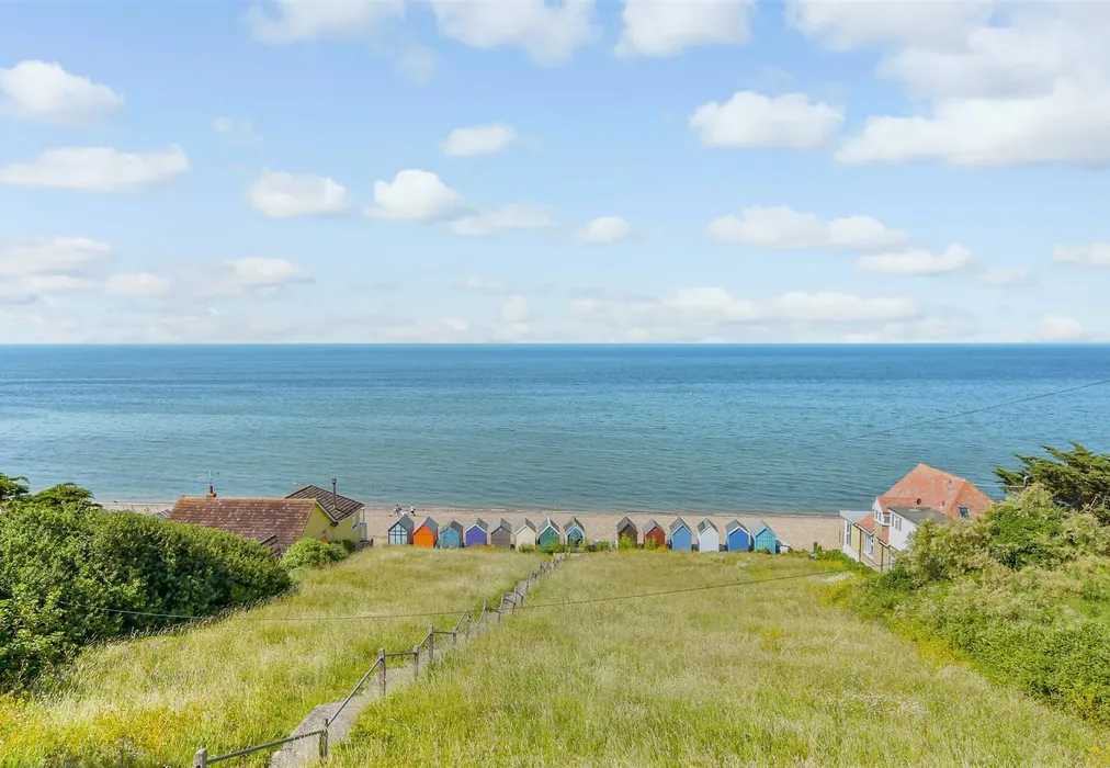 Surrounding Area - Western Esplanade, Herne Bay, Kent - Wards of Kent