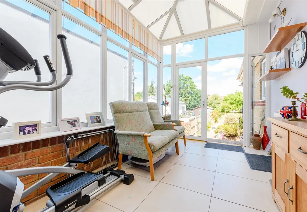 Conservatory - Third Avenue, Upper Gillingham, Kent - Wards of Kent