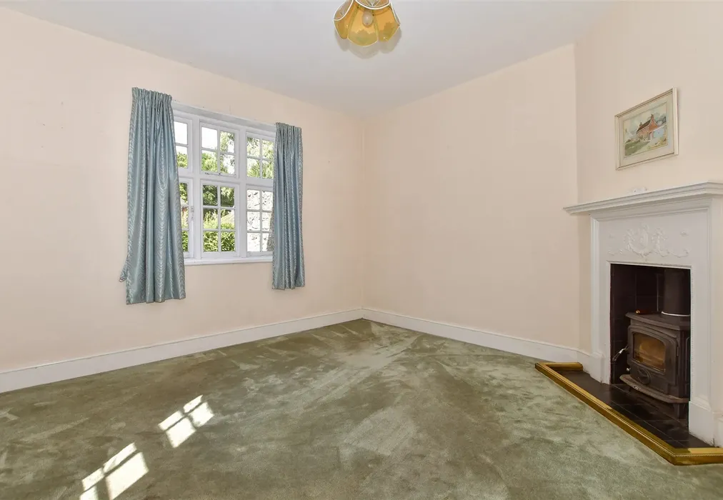 Lounge - Honey Lane, Otham, Maidstone, Kent - Wards of Kent
