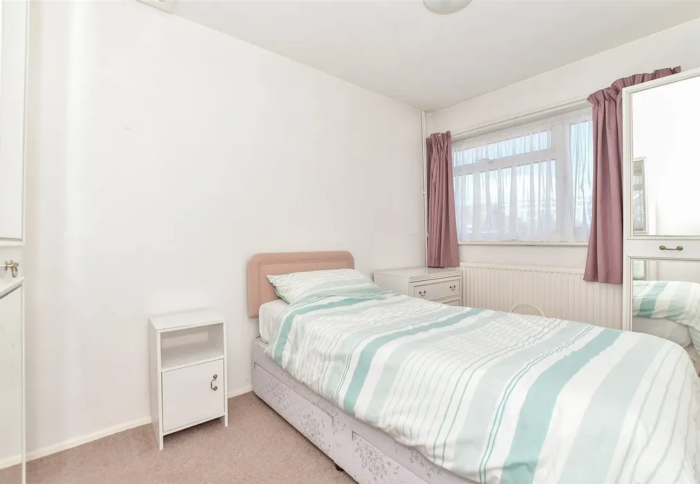 Bedroom 1 - Taylor Road, Lydd On Sea, Romney Marsh, Kent - Wards of Kent