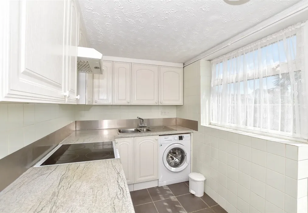 Kitchen - Taylor Road, Lydd On Sea, Romney Marsh, Kent - Wards of Kent