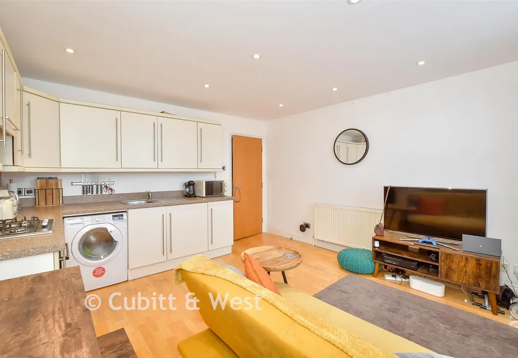 Lounge/ Kitchen - South Parade, Southsea, Hampshire - Wards of Kent