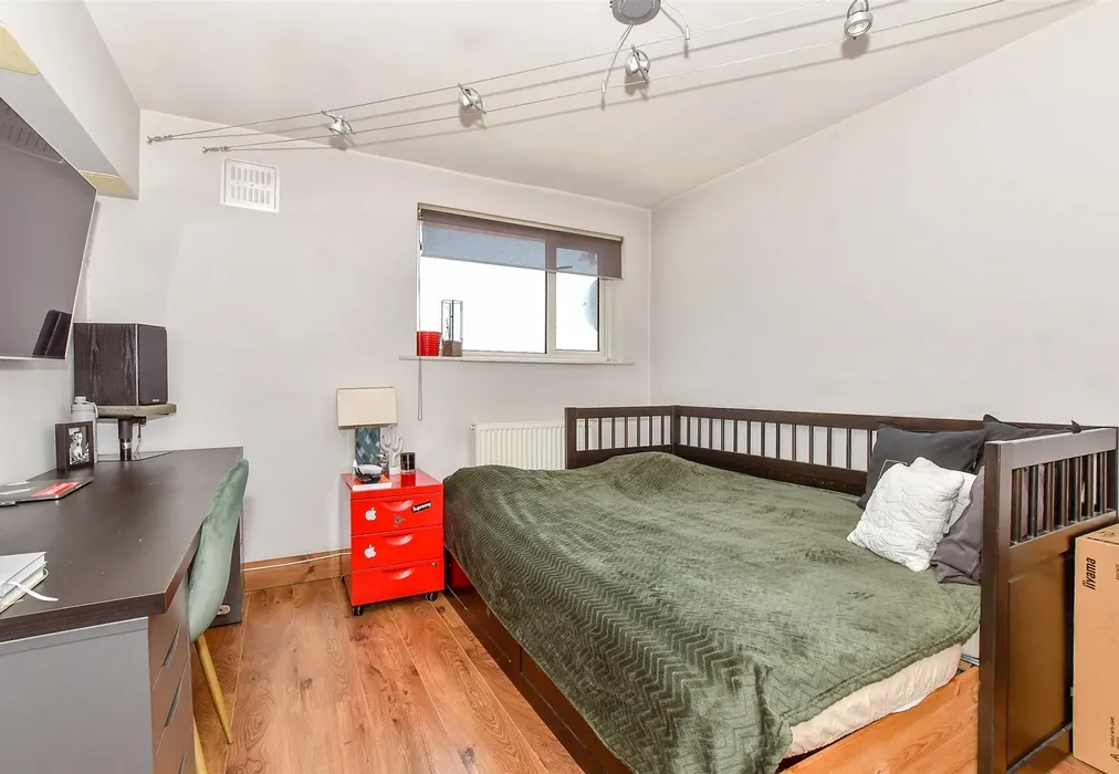 Bedroom 2 - Ash Grove, Bognor Regis, West Sussex - Wards of Kent