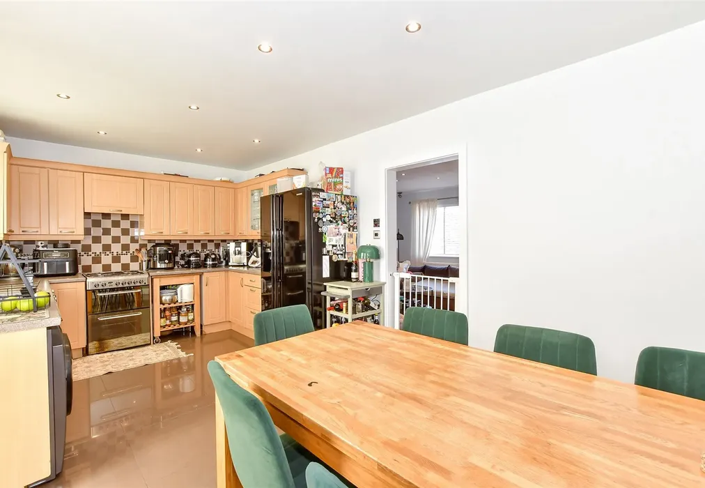 Kitchen/Diner - Ash Grove, Bognor Regis, West Sussex - Wards of Kent