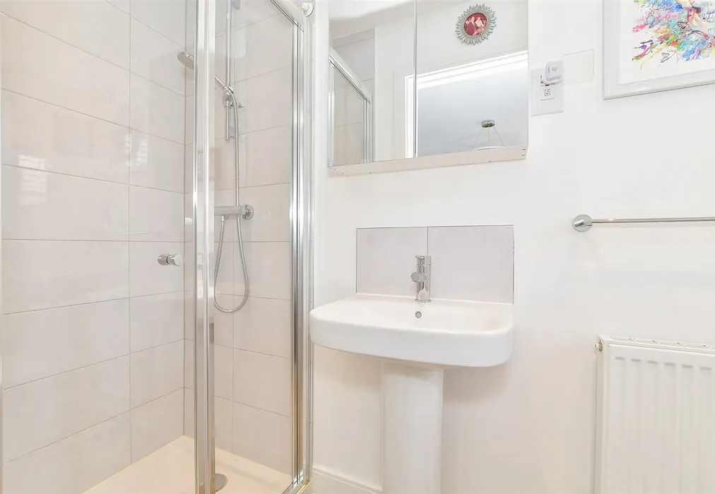 En-Suite Shower Room - Farrier Way, Fontwell, Chichester, West Sussex - Wards of Kent
