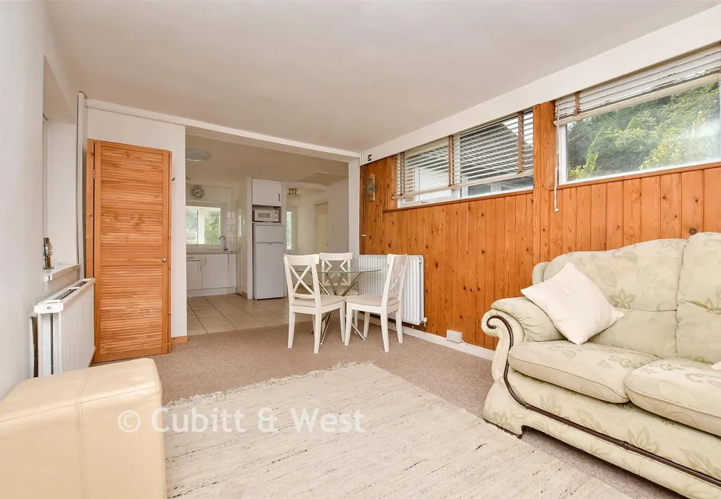 Lounge/Diner - Laglands Close, Reigate, Surrey - Wards of Kent