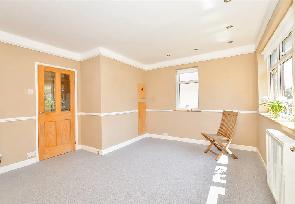 Lounge - Barnham Road, Eastergate, Chichester, West Sussex - Wards of Kent