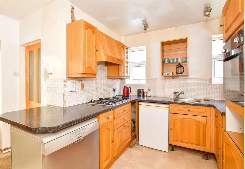 Kitchen/ Diner - Barnham Road, Eastergate, Chichester, West Sussex - Wards of Kent