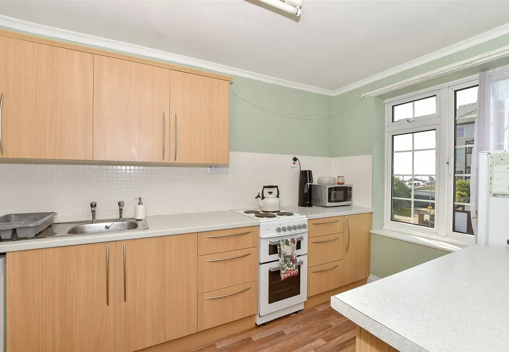 Kitchen - South Road, Hythe, Kent - Wards of Kent