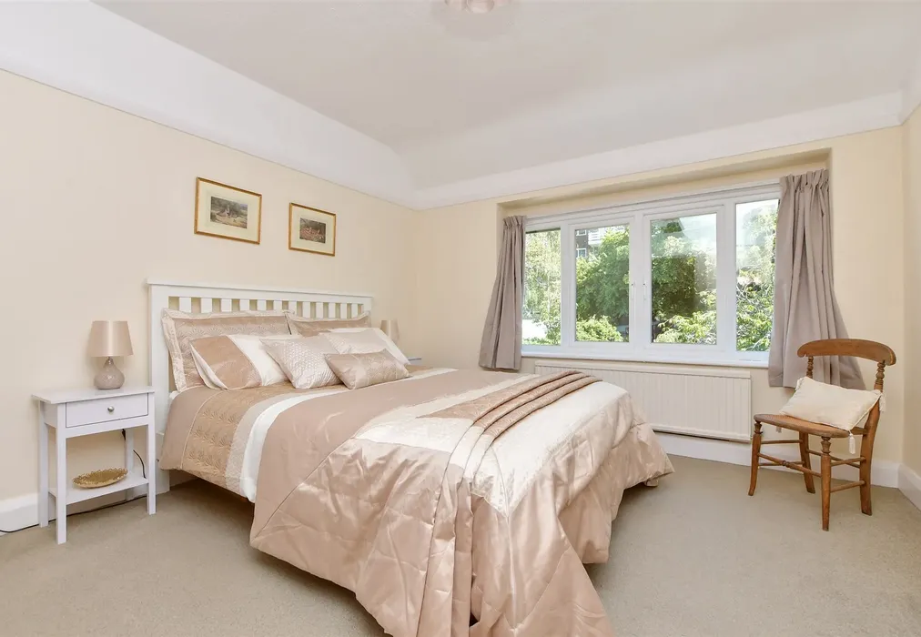 Bedroom 1 - Madeira Road, Margate, Kent - Wards of Kent