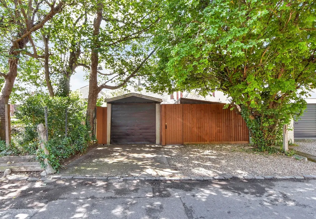 Garage - Madeira Road, Margate, Kent - Wards of Kent