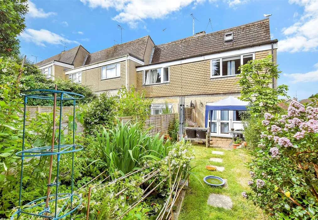 Rear Garden - Cumberland Crescent, Angmering, West Sussex - Wards of Kent