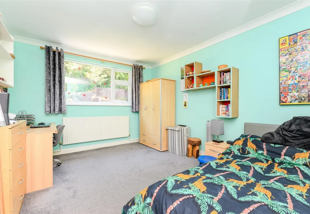 Bedroom 2 - Beacon Road, Chatham, Kent - Wards of Kent