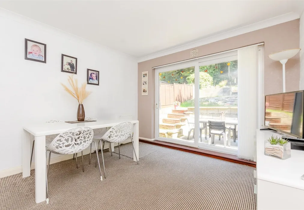 Dining Room - Beacon Road, Chatham, Kent - Wards of Kent