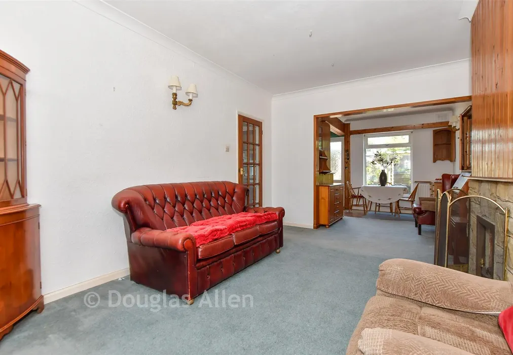 Lounge - Chaseside Close, Romford, Essex - Wards of Kent