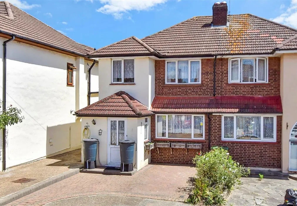 External (Web) - Chaseside Close, Romford, Essex - Wards of Kent