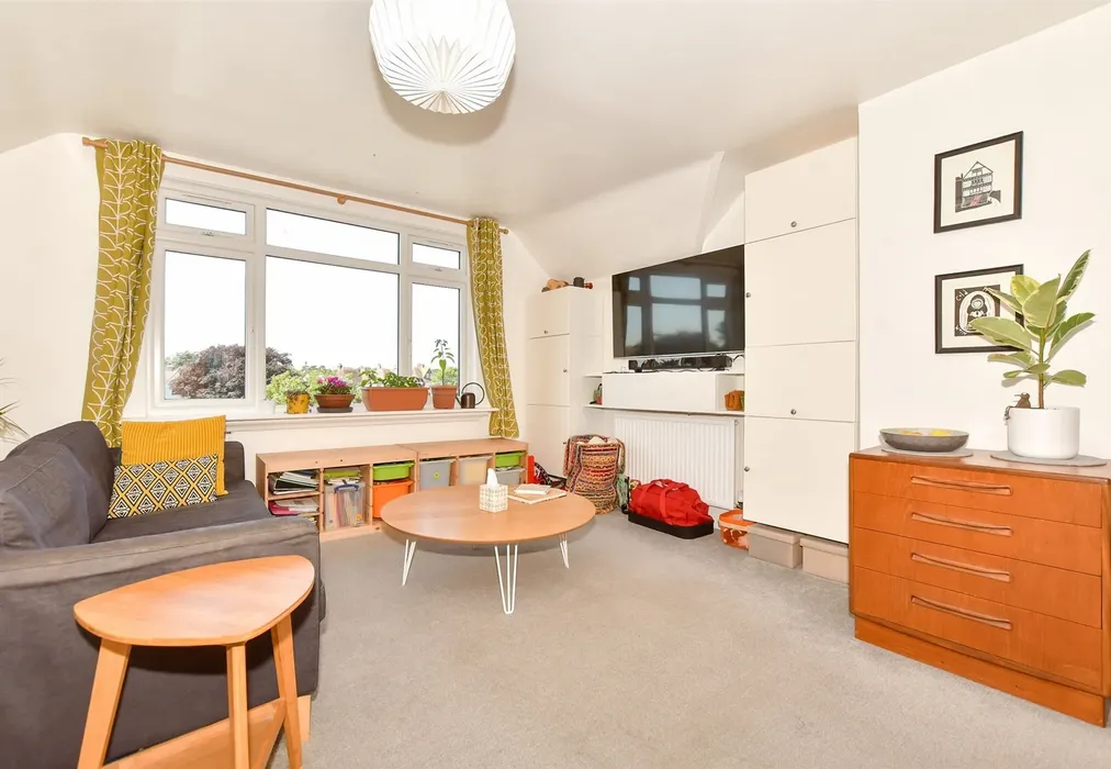 Lounge - Shorncliffe Road, Folkestone, Kent - Wards of Kent