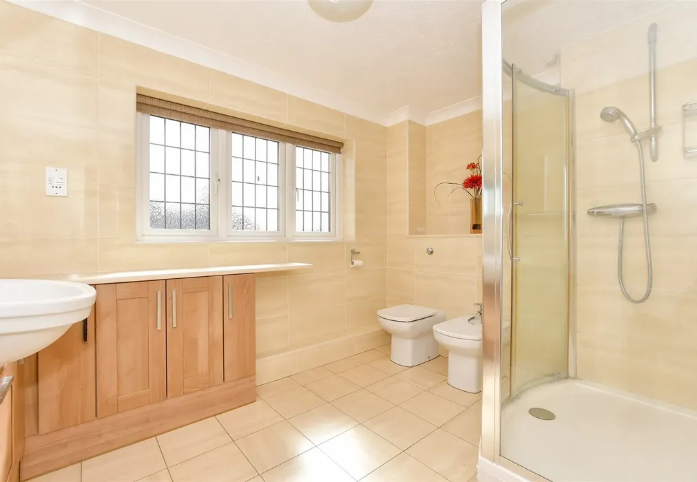 Shower Room - Glebe Park Avenue, Havant, Hampshire - Wards of Kent