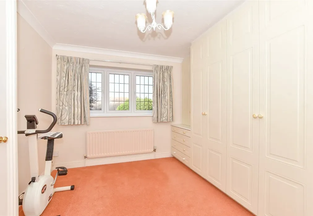 Bedroom 4 - Glebe Park Avenue, Havant, Hampshire - Wards of Kent