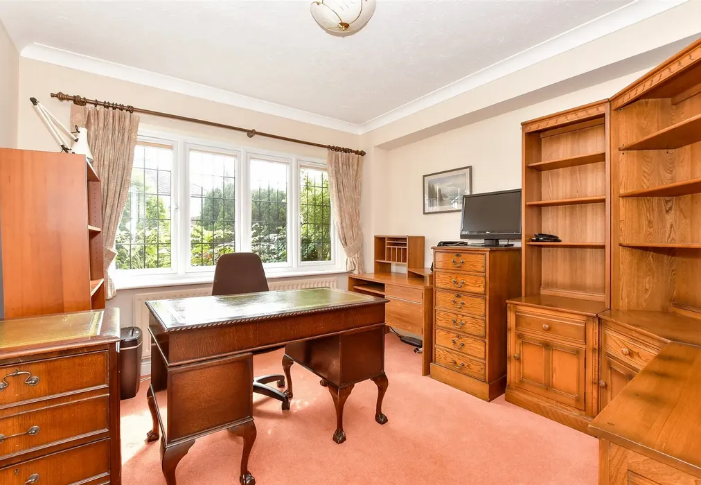 Study - Glebe Park Avenue, Havant, Hampshire - Wards of Kent
