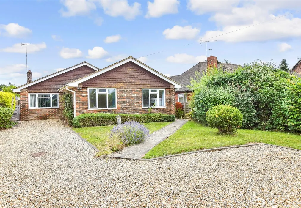External (Brochure) - Fontwell Avenue, Eastergate, Chichester, West Sussex - Wards of Kent