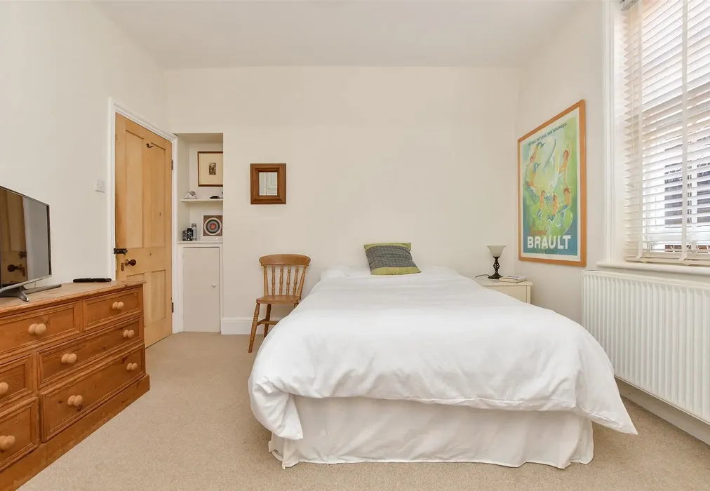 Bedroom 1 - Ethelred Road, Westgate-On-Sea, Kent - Wards of Kent