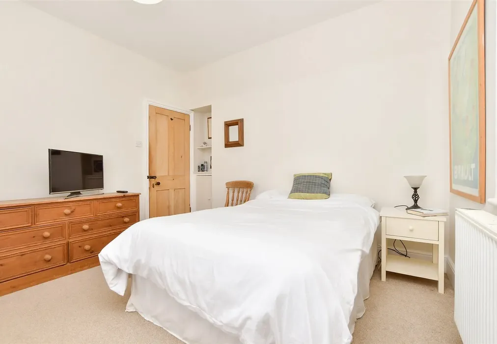 Bedroom 1 - Ethelred Road, Westgate-On-Sea, Kent - Wards of Kent