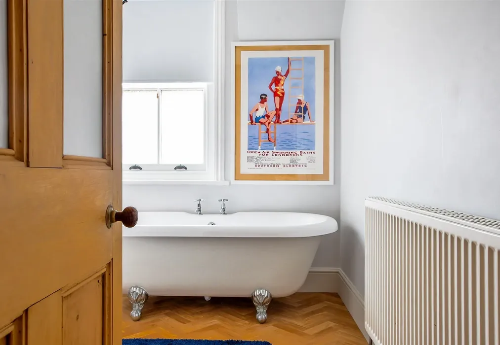 Bathroom - Ethelred Road, Westgate-On-Sea, Kent - Wards of Kent
