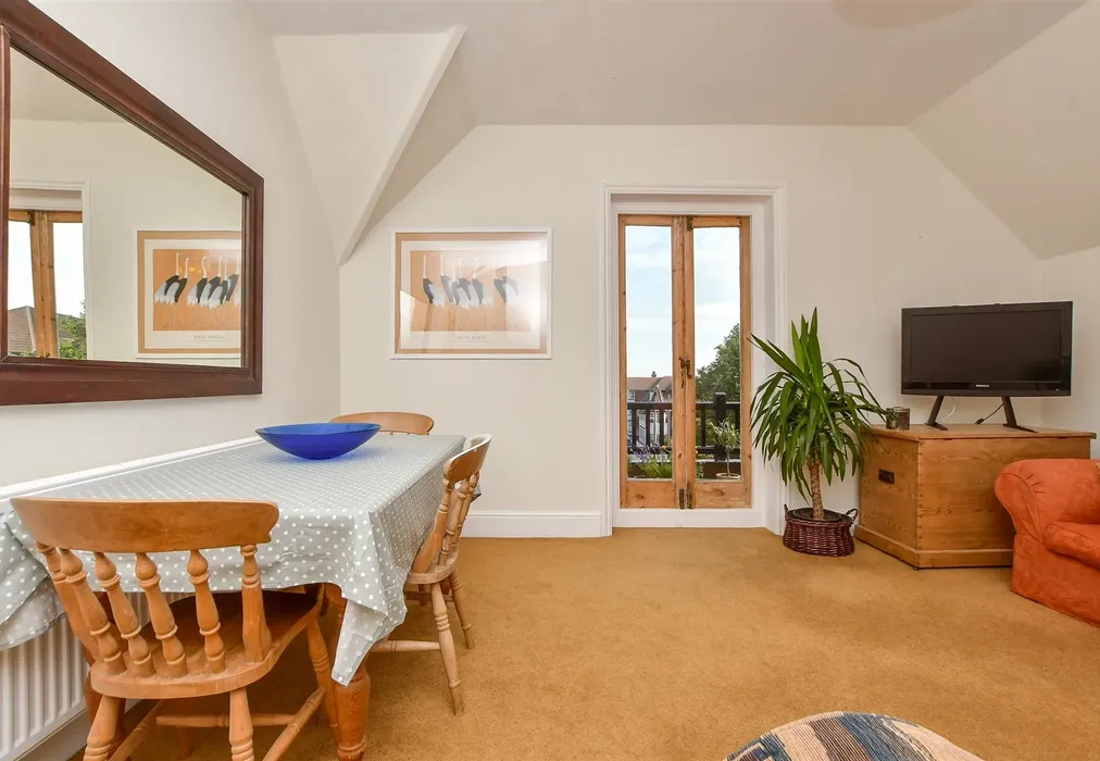 Lounge - Ethelred Road, Westgate-On-Sea, Kent - Wards of Kent