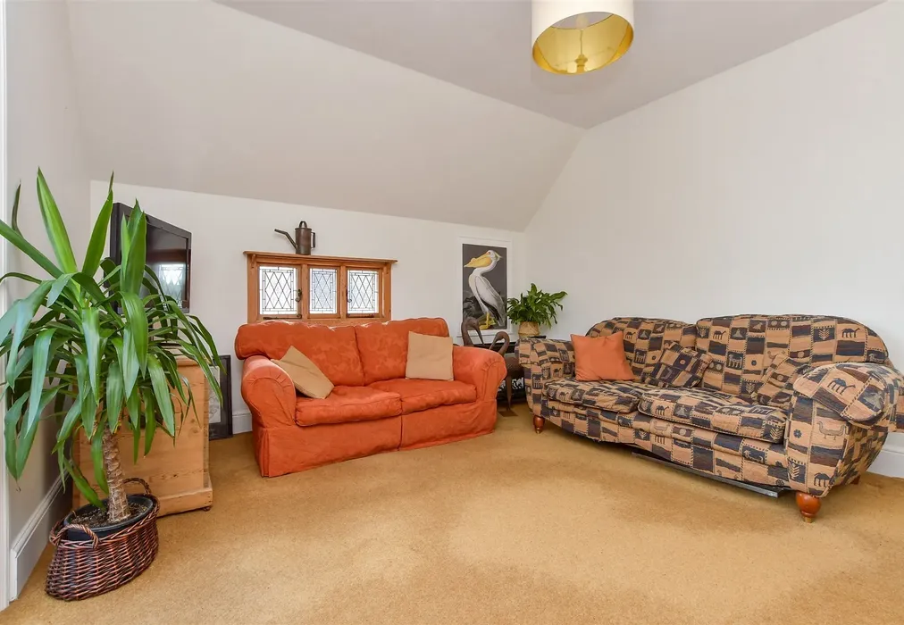 Lounge - Ethelred Road, Westgate-On-Sea, Kent - Wards of Kent