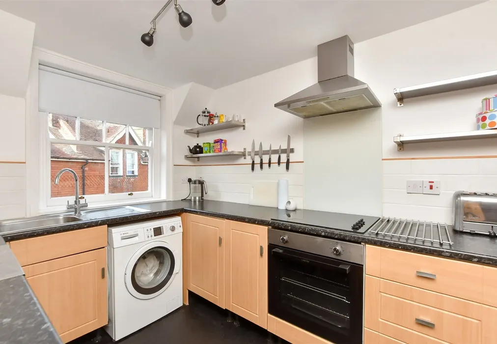 Kitchen - Ethelred Road, Westgate-On-Sea, Kent - Wards of Kent