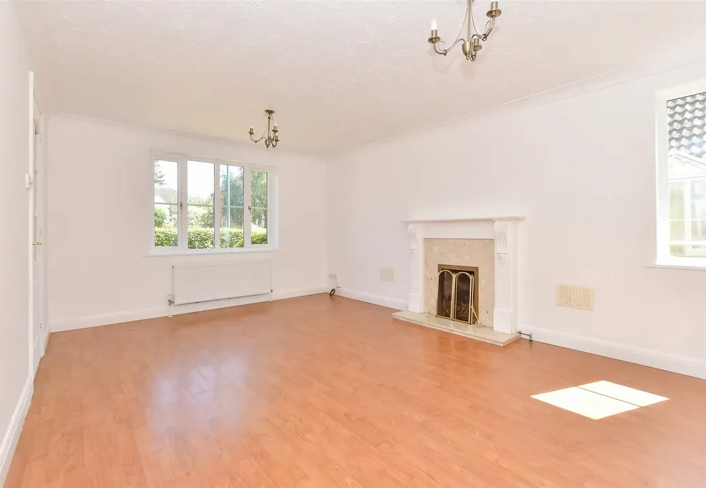 Lounge - William Judge Close, Tenterden, Kent - Wards of Kent