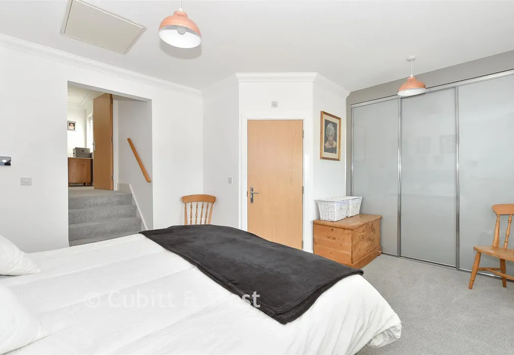 Bedroom 1 - Linfield Lane, Ashington, West Sussex - Wards of Kent