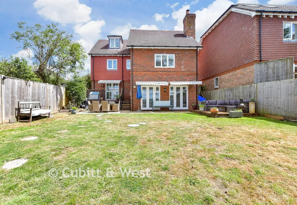 Rear Garden - Linfield Lane, Ashington, West Sussex - Wards of Kent