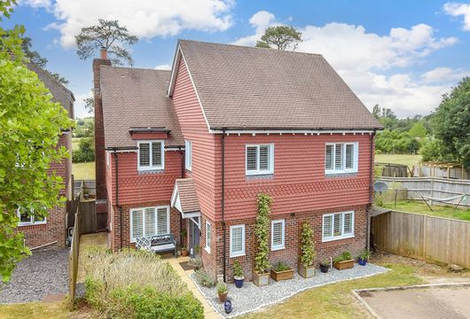 Linfield Lane, Ashington, West Sussex - Wards of Kent
