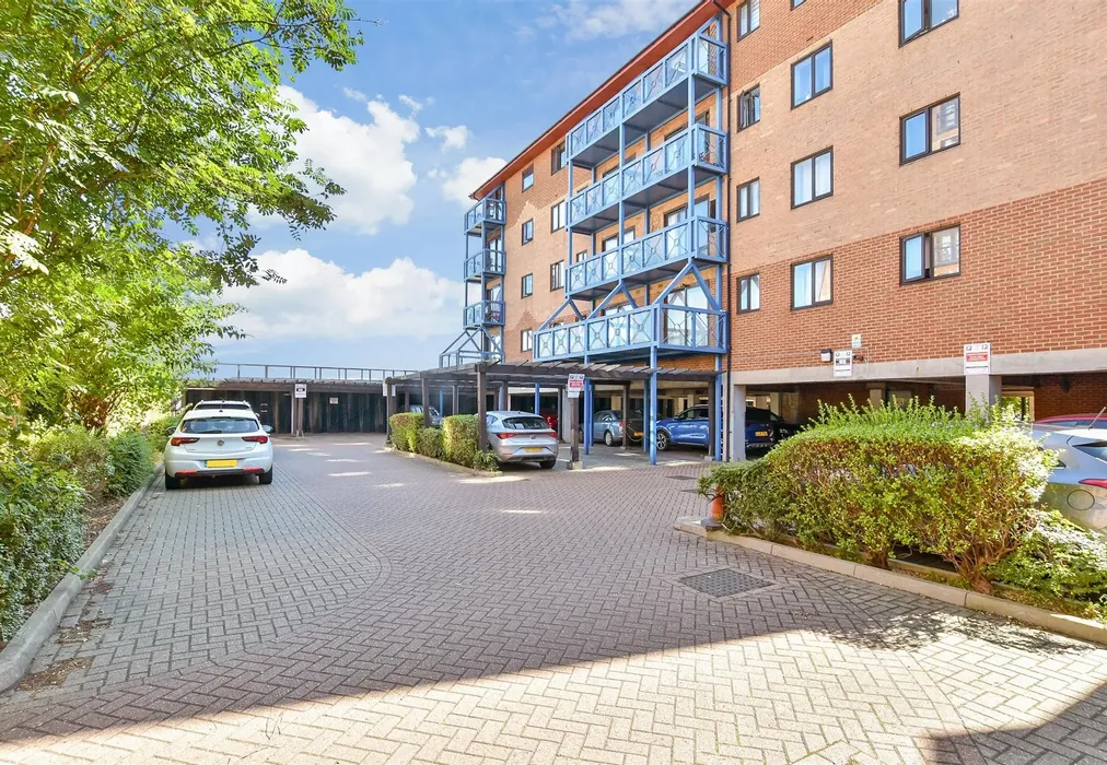 Driveway/Parking - West Street, Gravesend, Kent - Wards of Kent