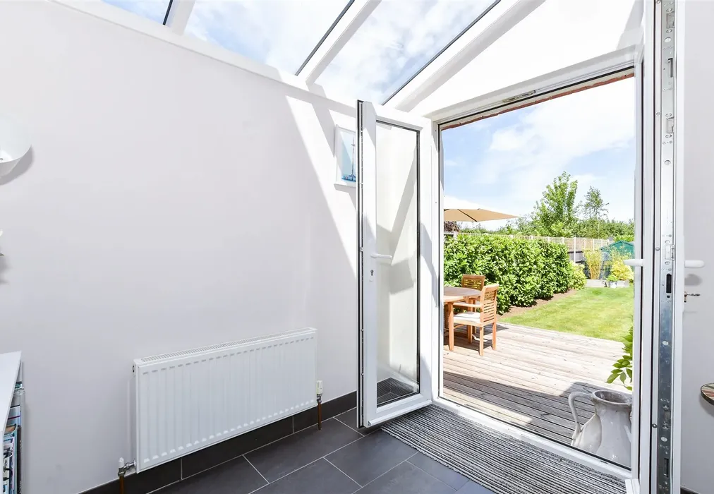 Internal Lifestyle Photograph - Heath Road, Boughton Monchelsea, Maidstone, Kent - Wards of Kent