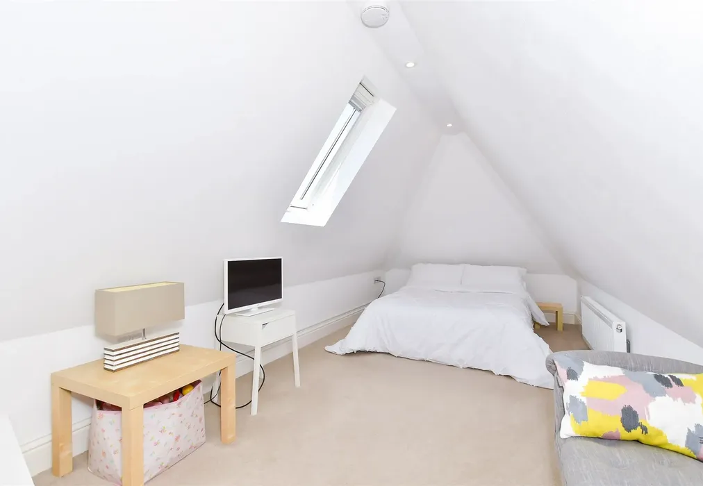 Bedroom 4 - Heath Road, Boughton Monchelsea, Maidstone, Kent - Wards of Kent