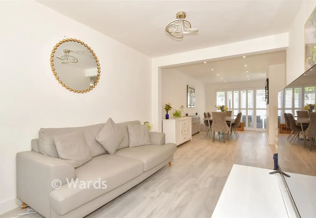 Lounge - Istead Rise, Meopham, Kent - Wards of Kent