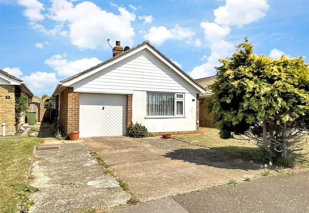 Front - Brockman Crescent, Dymchurch, Romney Marsh, Kent - Wards of Kent