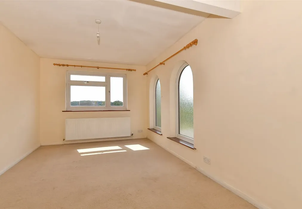 Bedroom 1 - Foxwood Road, Bean, Dartford, Kent - Wards of Kent