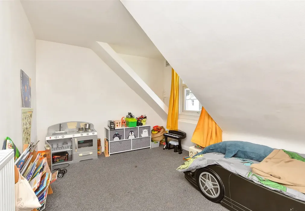 Bedroom 2 - West Cliff Road, Ramsgate, Kent - Wards of Kent