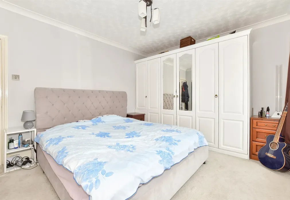 Bedroom 1 - Athelstan Road, Folkestone, Kent - Wards of Kent