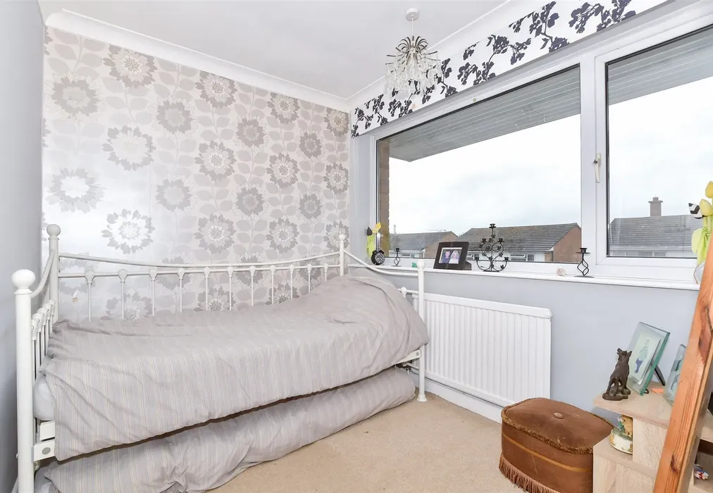 Bedroom 4 - Lamberhurst Road, Maidstone, Kent - Wards of Kent