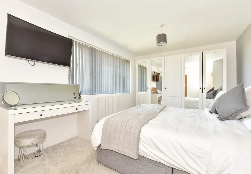 Bedroom 1 - Courtland Avenue, Whitfield, Dover, Kent - Wards of Kent