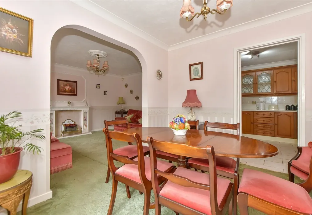 Dining Area - Church End Lane, Runwell, Wickford, Essex - Wards of Kent