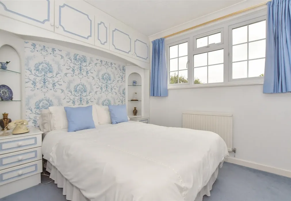 Bedroom 3 - Church End Lane, Runwell, Wickford, Essex - Wards of Kent