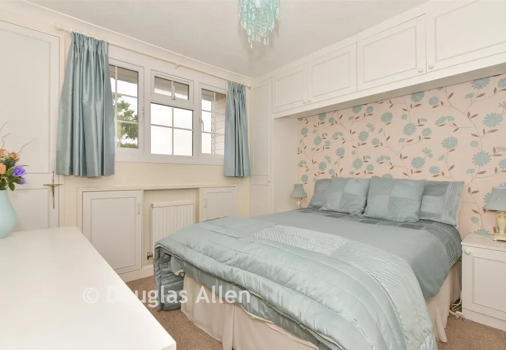 Bedroom 2 - Church End Lane, Runwell, Wickford, Essex - Wards of Kent