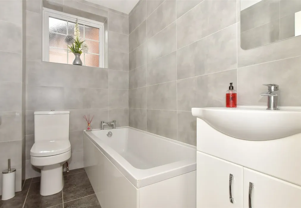 Bathroom - Church End Lane, Runwell, Wickford, Essex - Wards of Kent